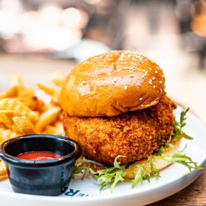 FRIED MUSHROOM BURGER